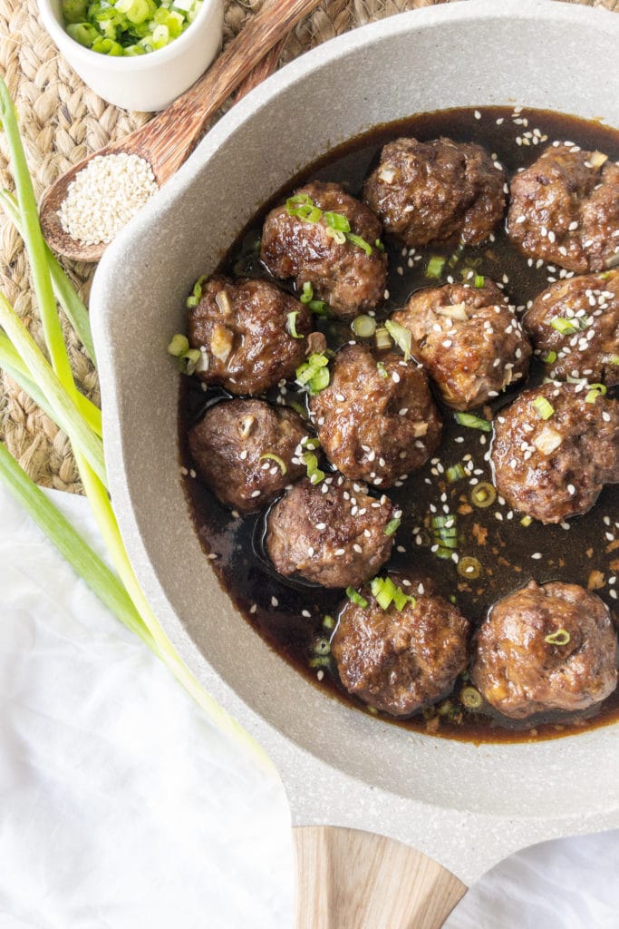 Easy-Paleo-Dinner-Asian-Meatballs